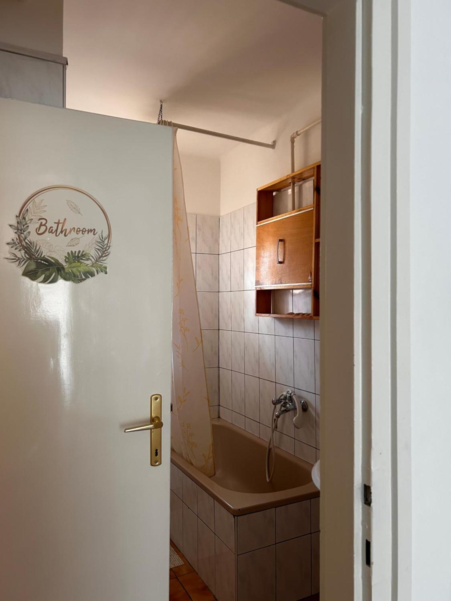 Cozy Apartment In The City Centre Next To Dom Square 塞格德 外观 照片