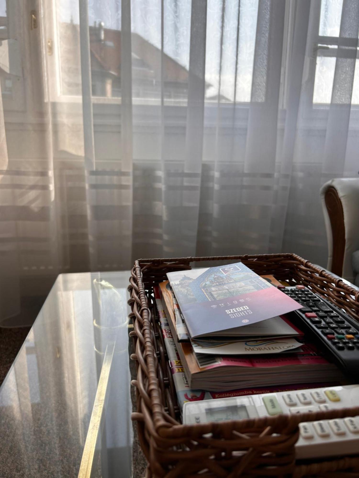 Cozy Apartment In The City Centre Next To Dom Square 塞格德 外观 照片